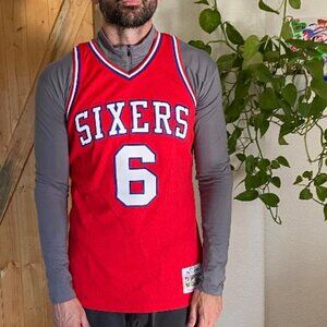 Mitchell and Ness NBA Dr J 76ers throwback jersey